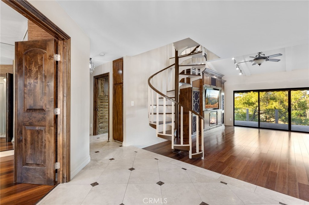 23462 Continental Way