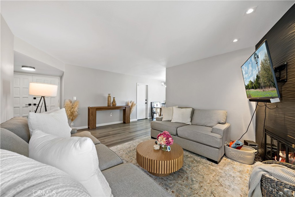 594 Montebello Place