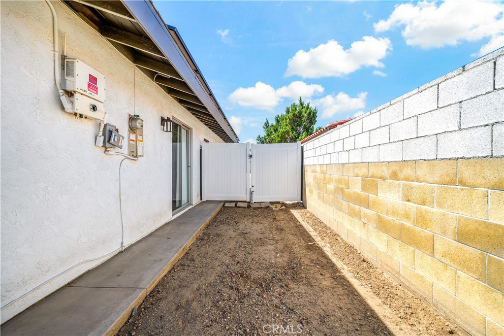 594 Montebello Place