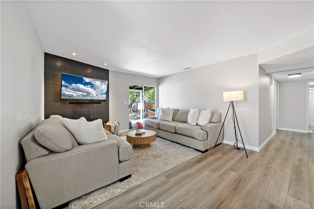 594 Montebello Place