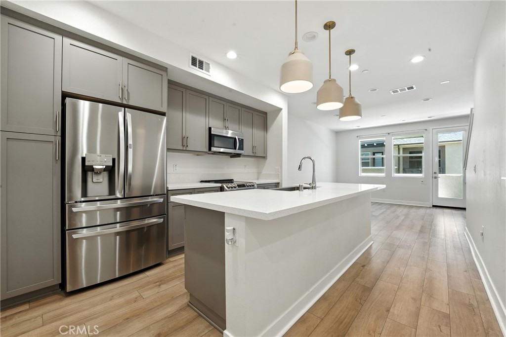 7621 University Avenue 103