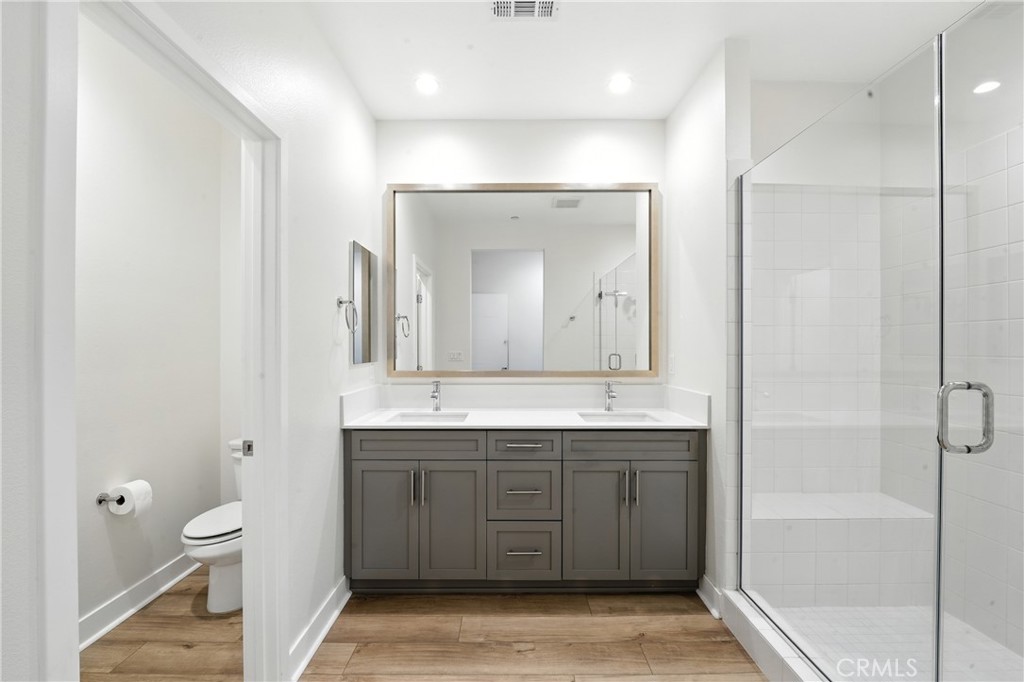 7621 University Avenue 103