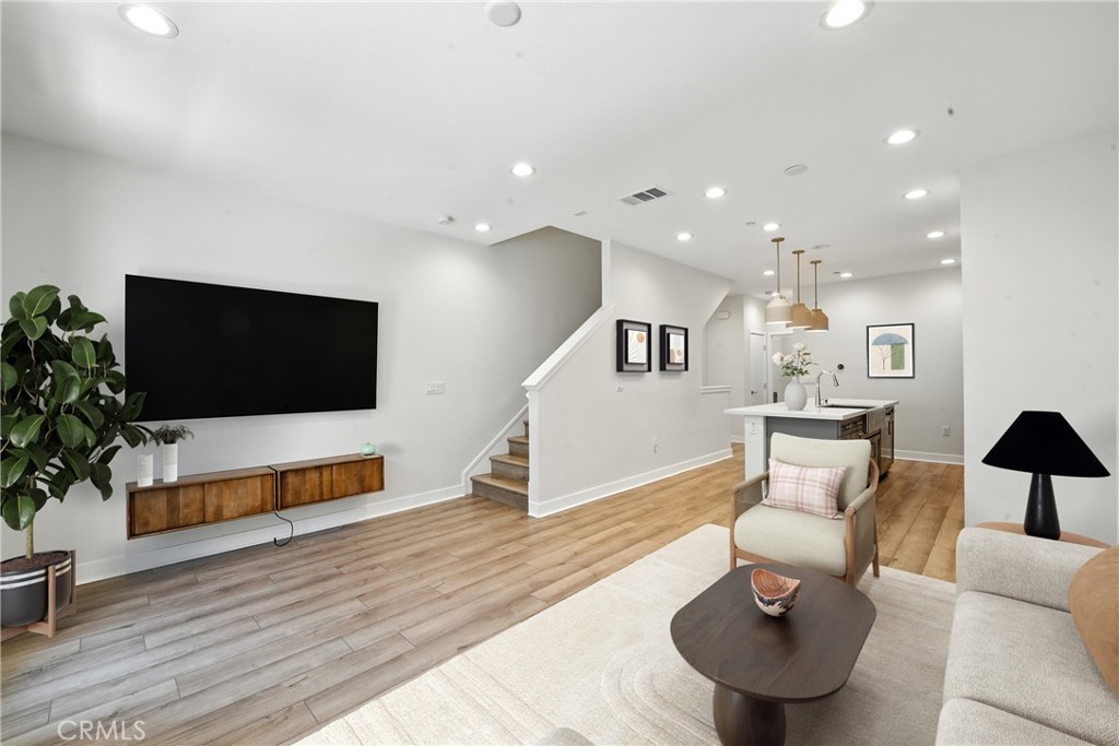 7621 University Avenue 103