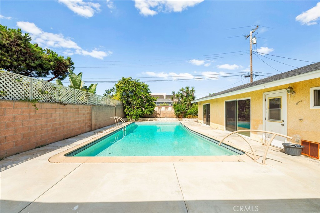 20401 Somerville Lane