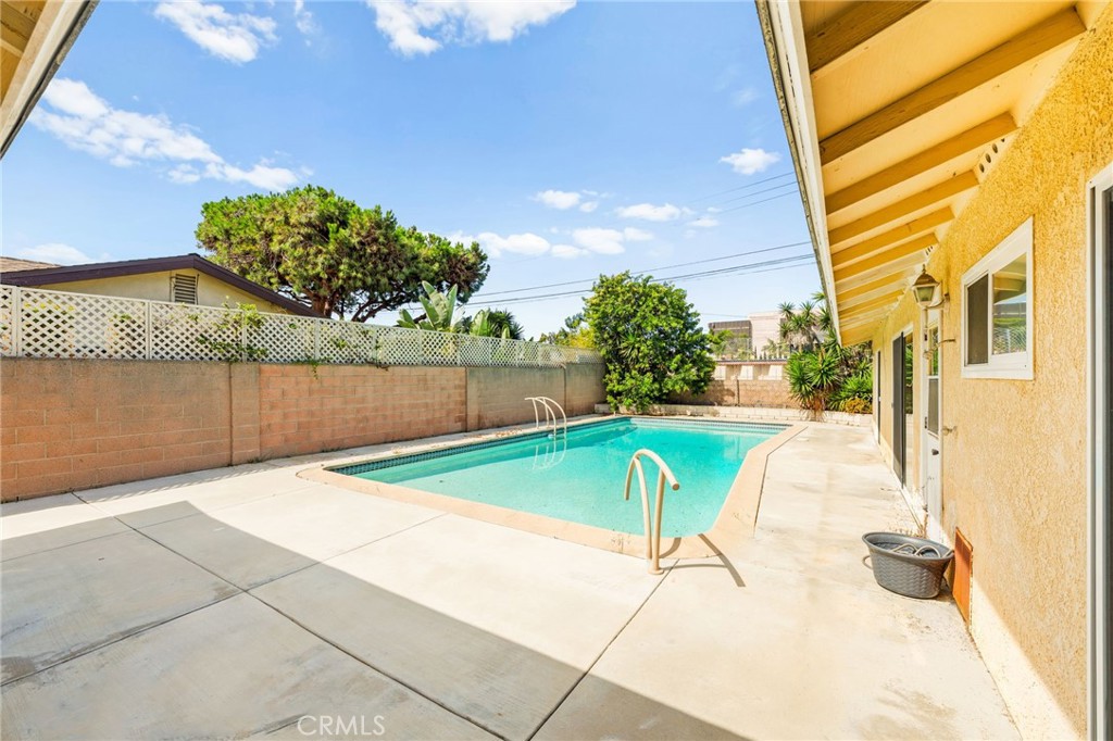 20401 Somerville Lane
