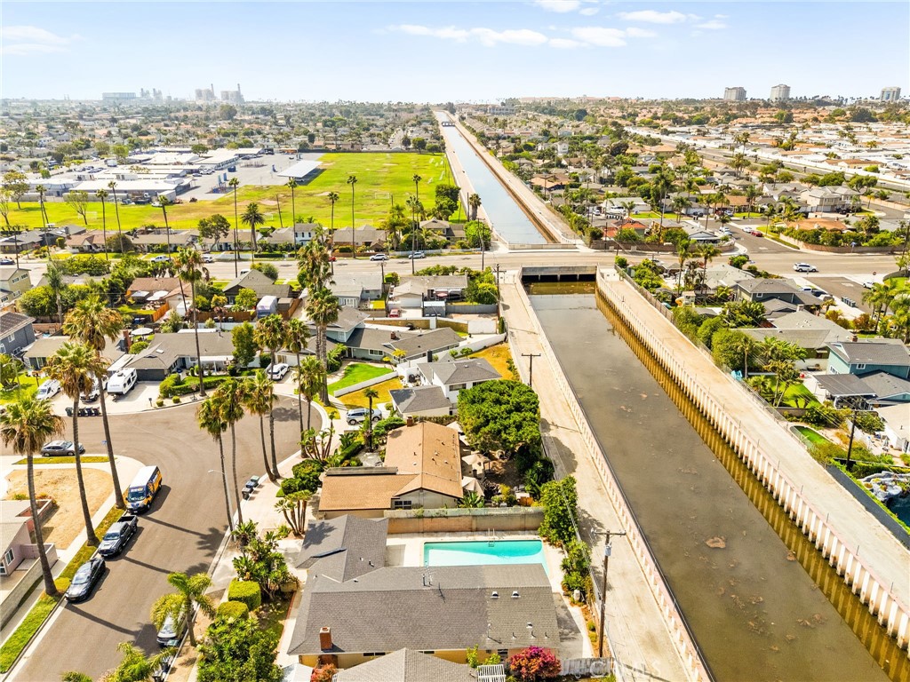 20401 Somerville Lane