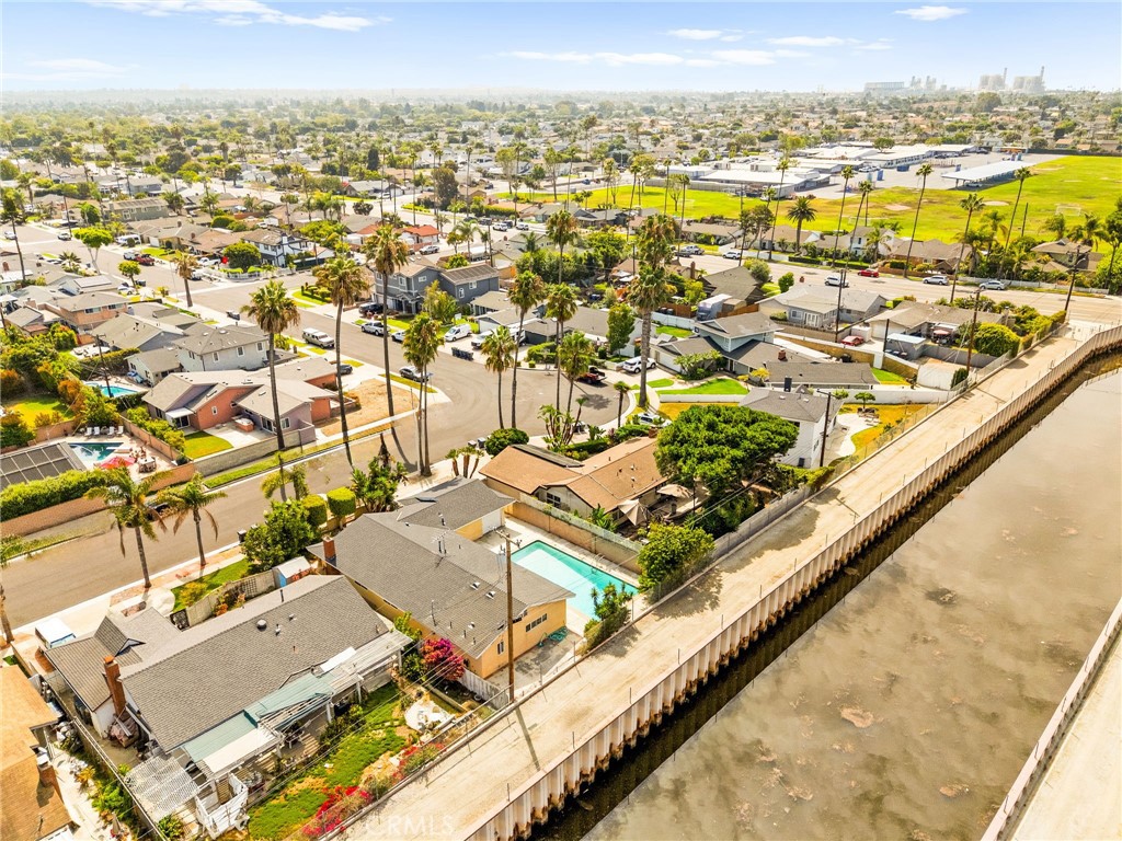 20401 Somerville Lane