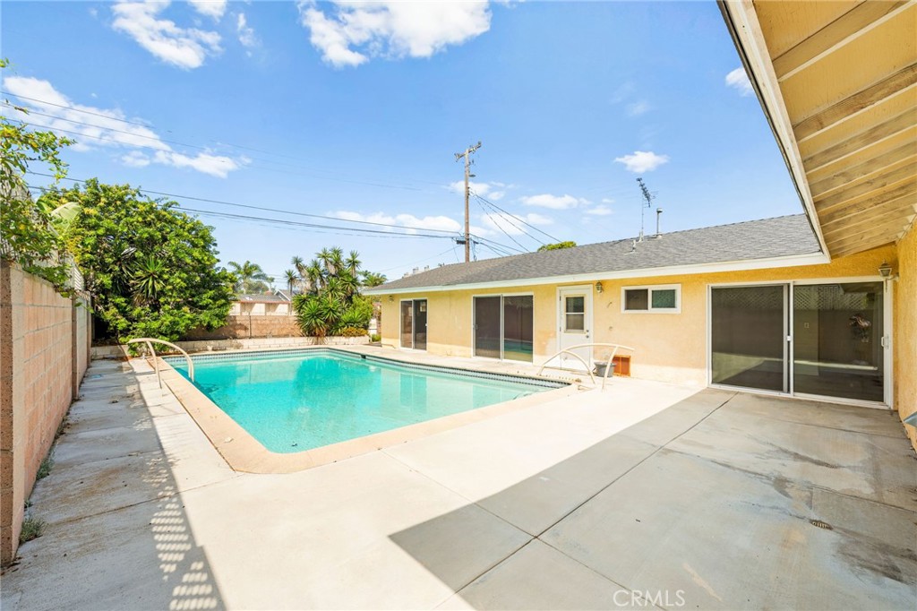 20401 Somerville Lane