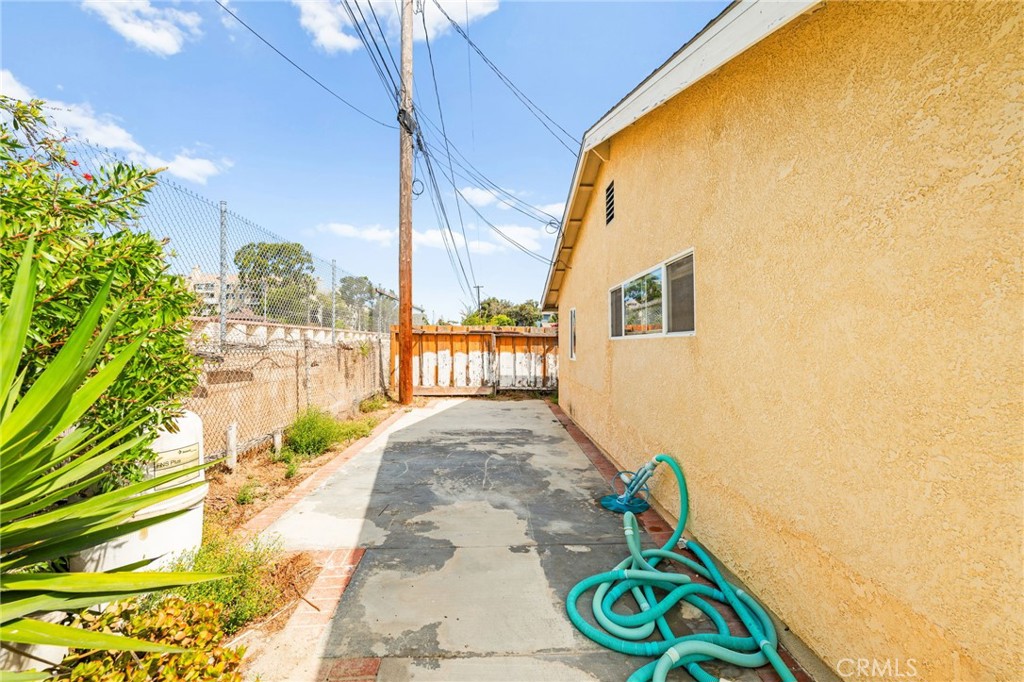 20401 Somerville Lane