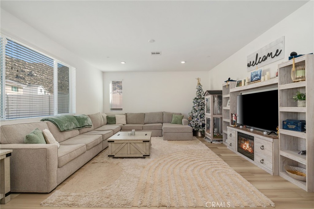 30192 Cascade Range Street