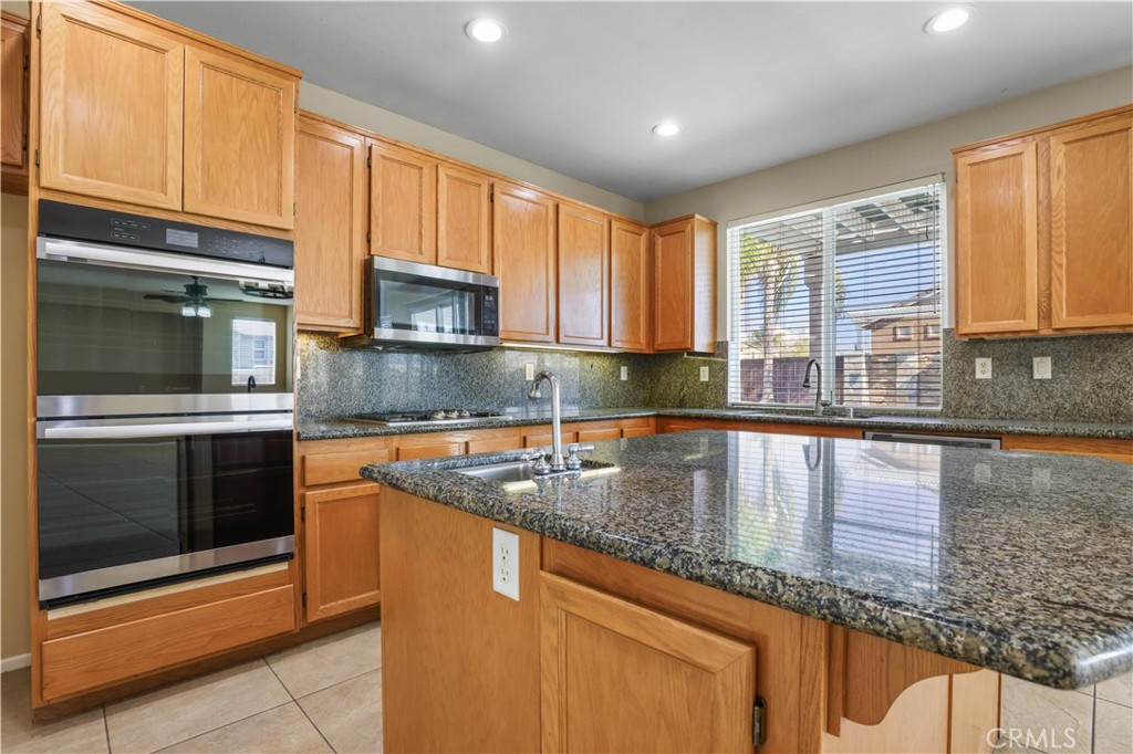 41793 Pioneer Street