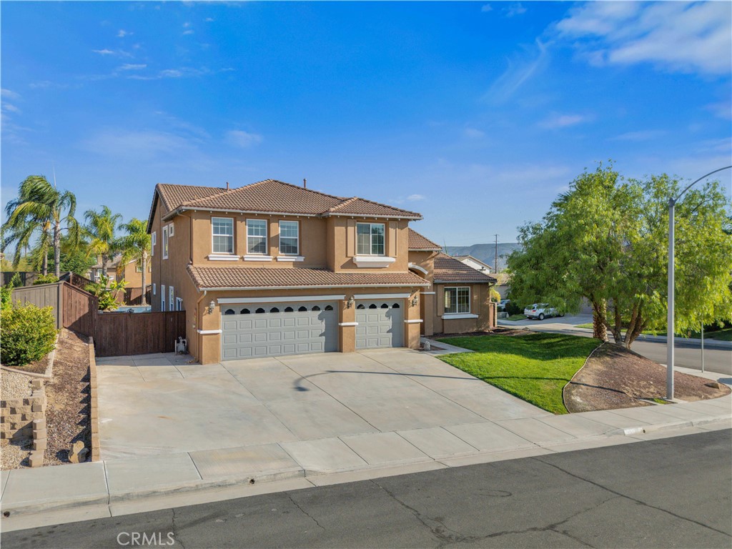 41793 Pioneer Street