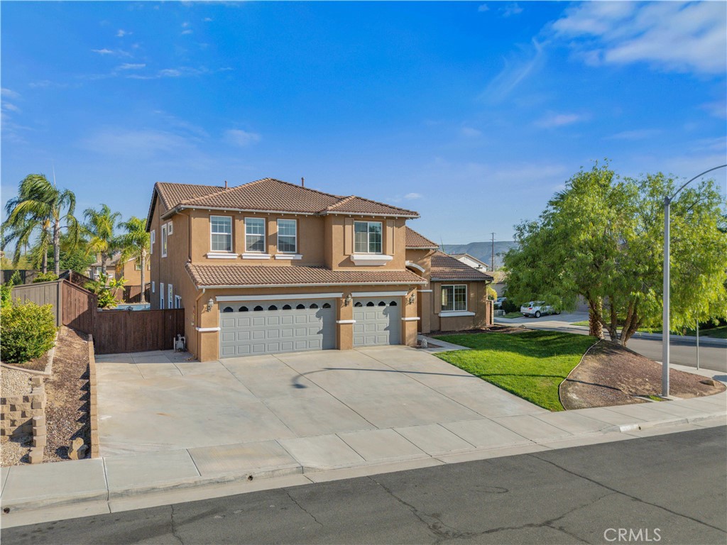 41793 Pioneer Street