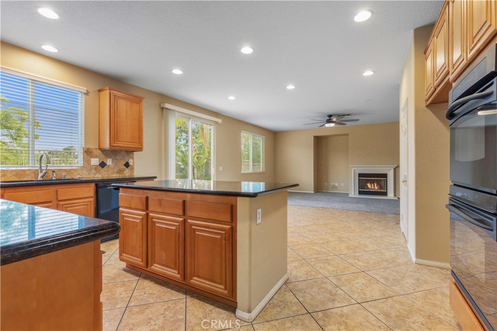 27158 Tube Rose Street