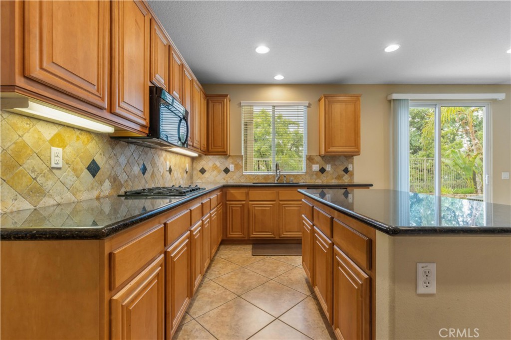 27158 Tube Rose Street