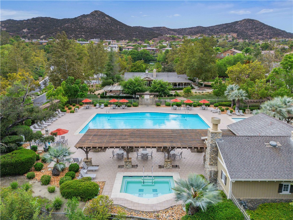 27158 Tube Rose Street