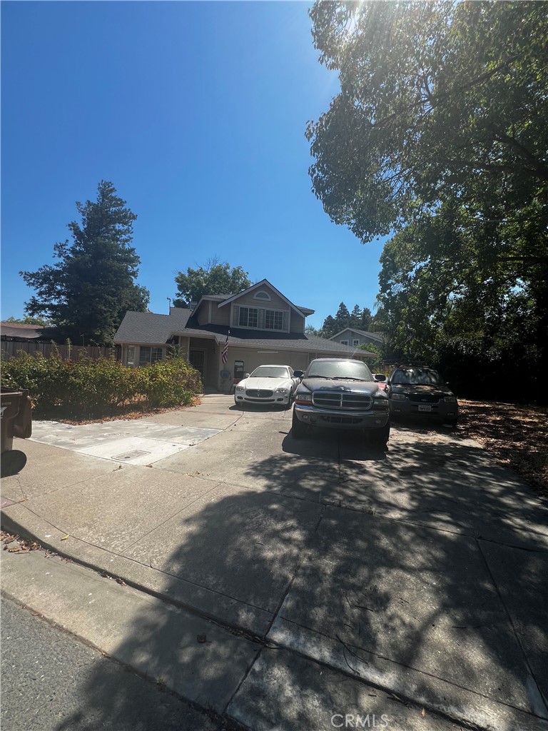 4813 Silver Hill Court