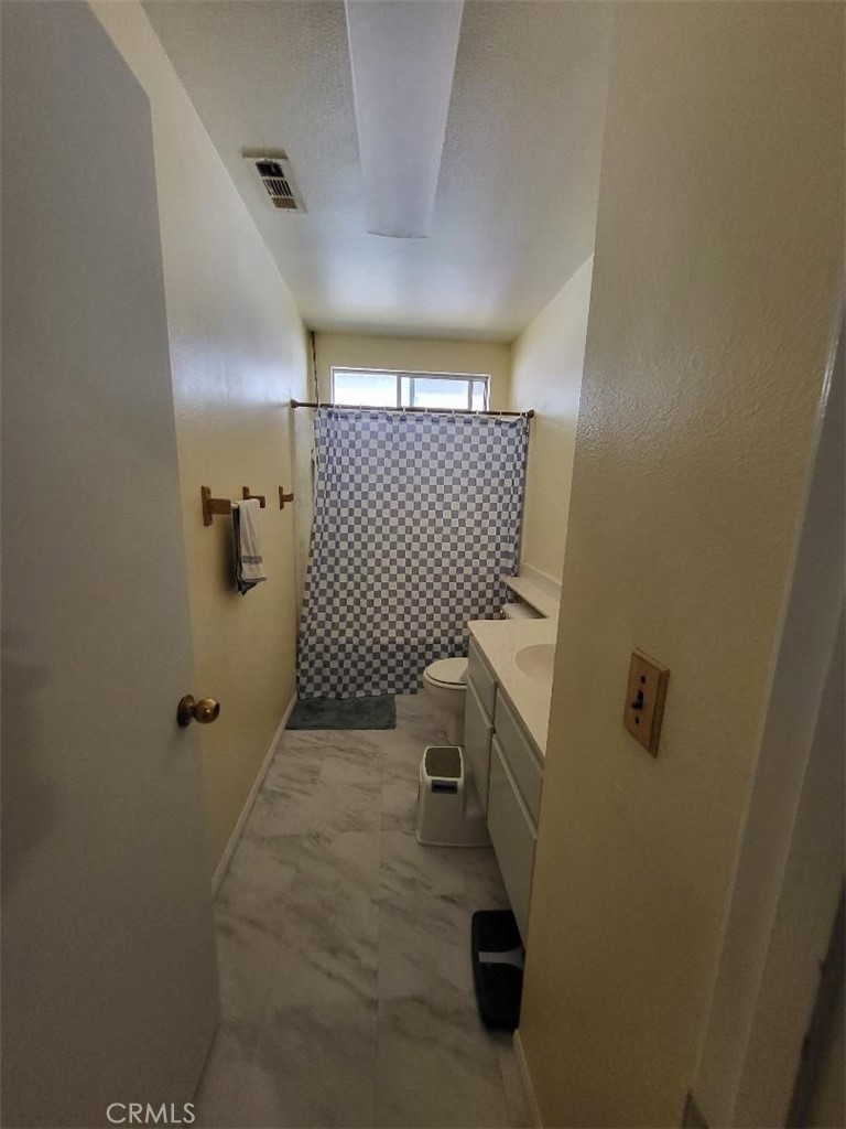 1354 N Hermosa Avenue