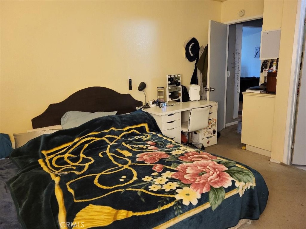 1354 N Hermosa Avenue