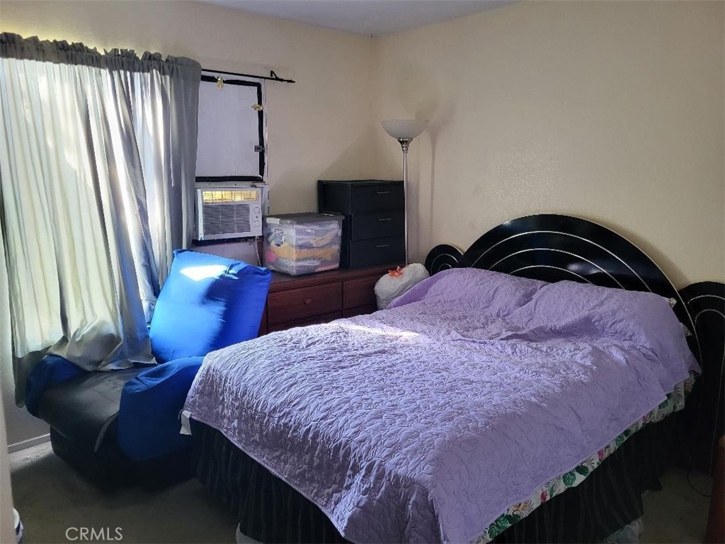 1354 N Hermosa Avenue