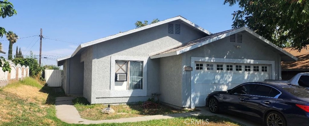 1354 N Hermosa Avenue