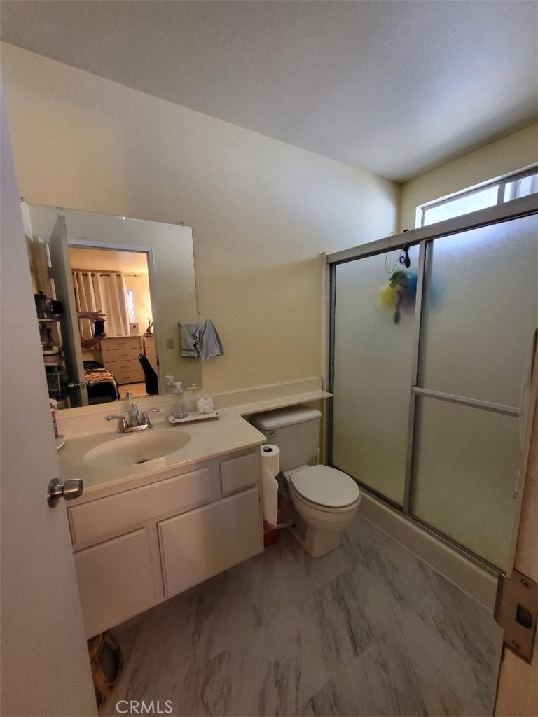 1354 N Hermosa Avenue