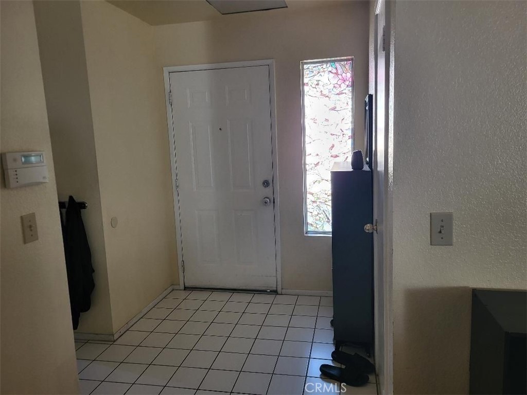 1354 N Hermosa Avenue