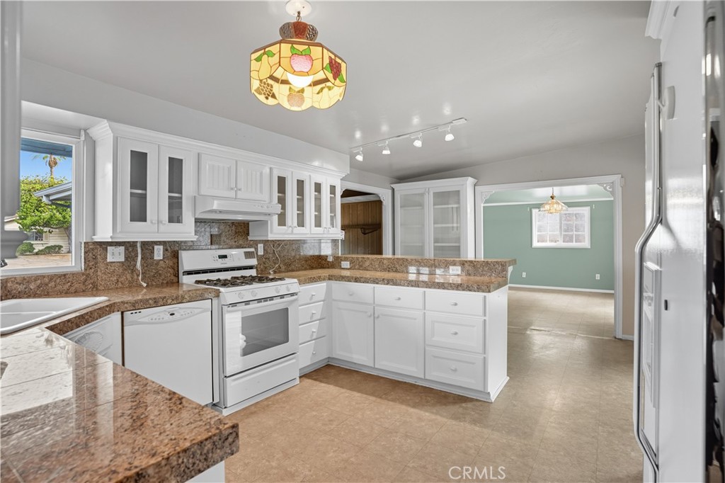 743 Alta Vista Drive