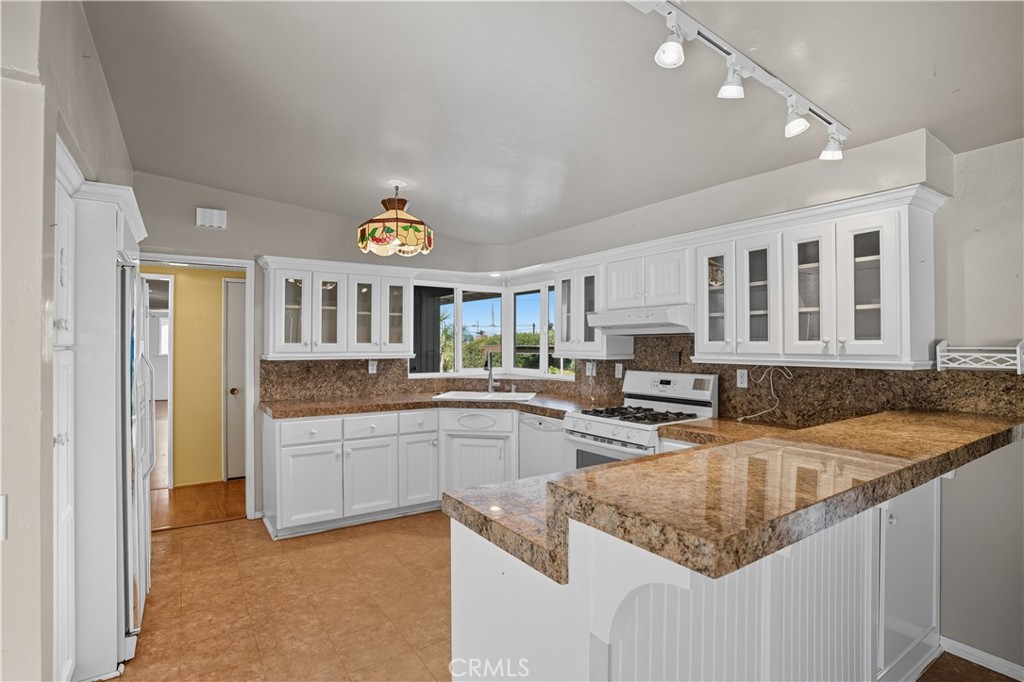 743 Alta Vista Drive