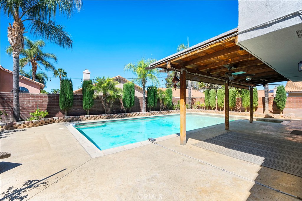 1841 Creekside Drive