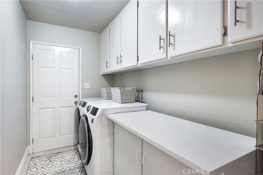 1841 Creekside Drive