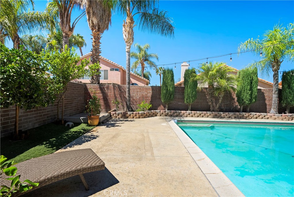 1841 Creekside Drive