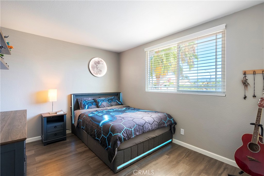 1841 Creekside Drive