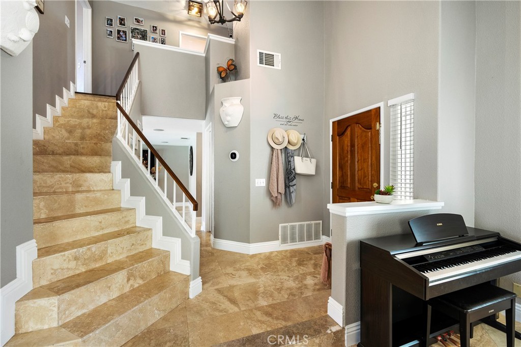 1841 Creekside Drive