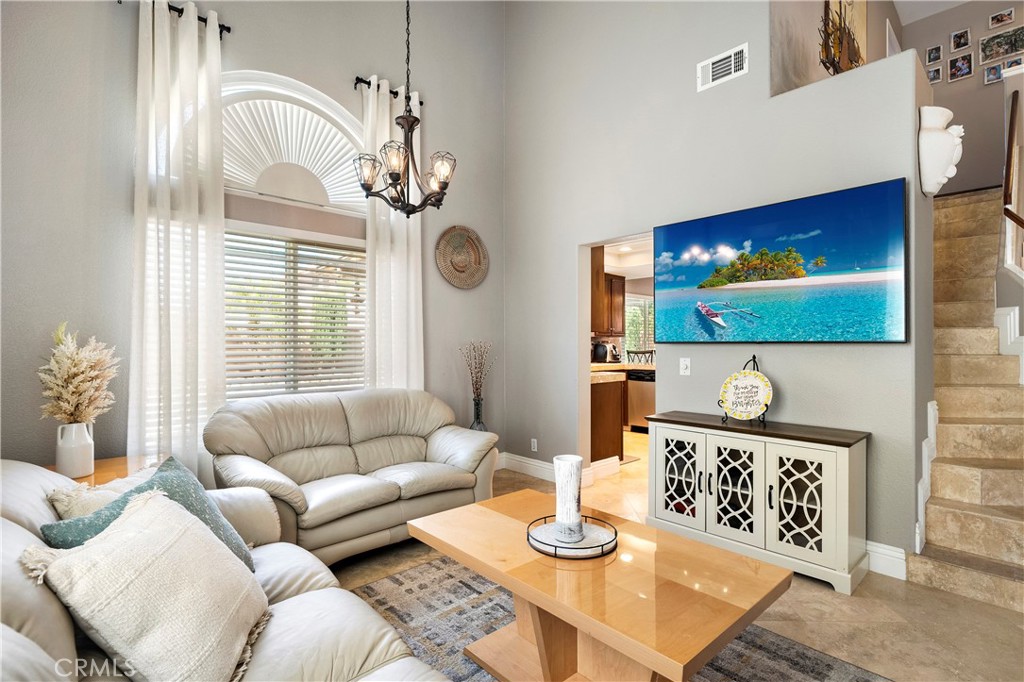 1841 Creekside Drive