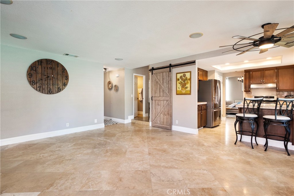 1841 Creekside Drive