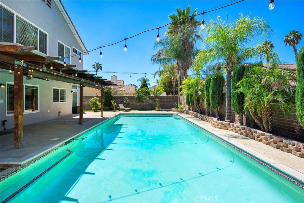 1841 Creekside Drive