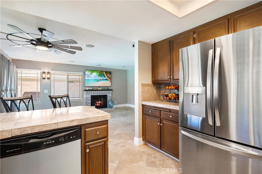 1841 Creekside Drive