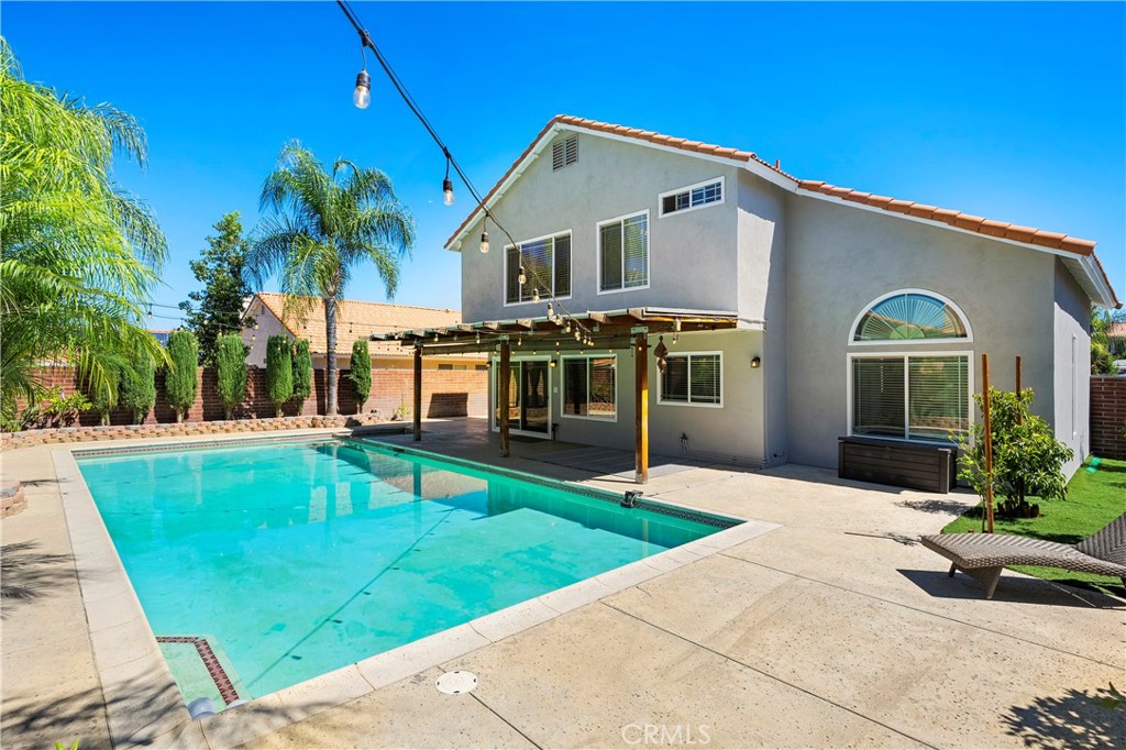 1841 Creekside Drive