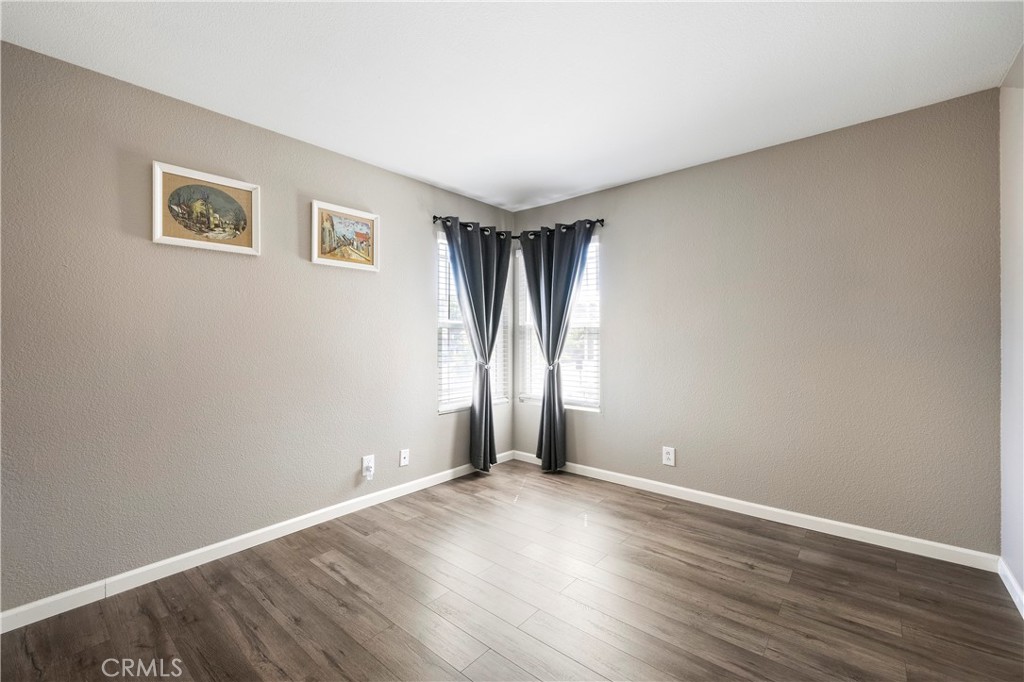 1841 Creekside Drive