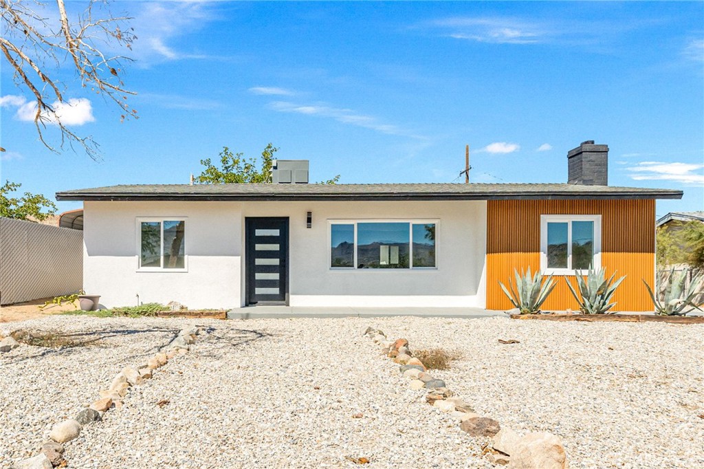 61730 Oleander Drive