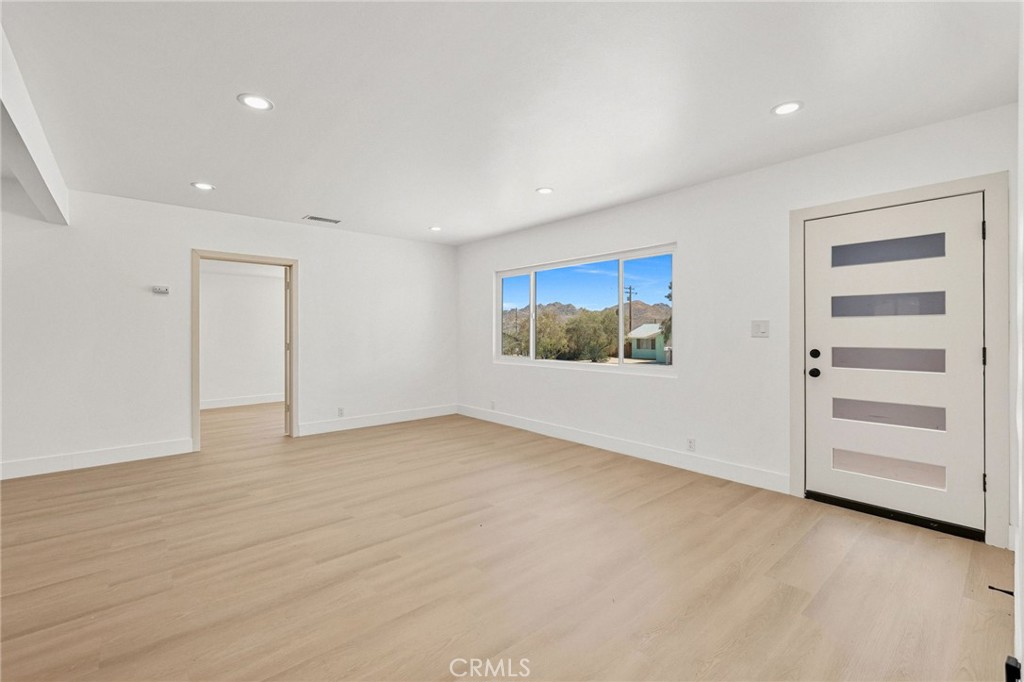 61730 Oleander Drive