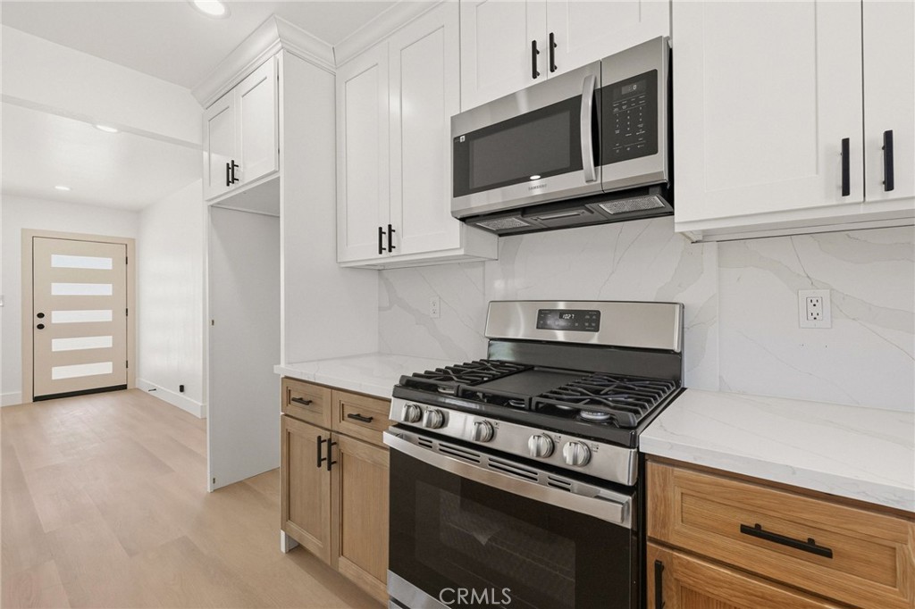 61730 Oleander Drive