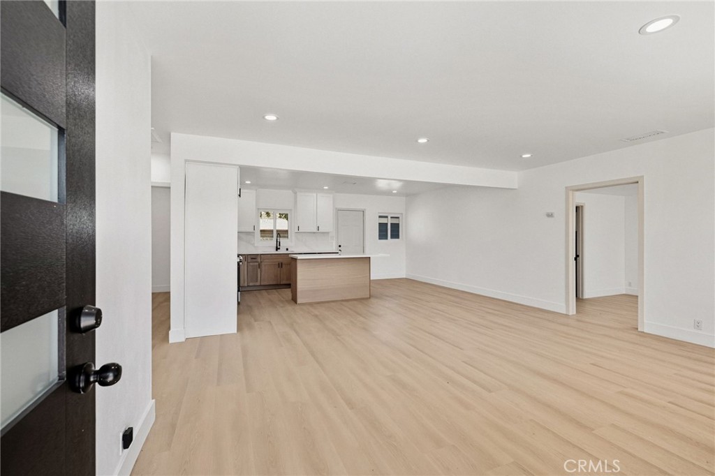 61730 Oleander Drive