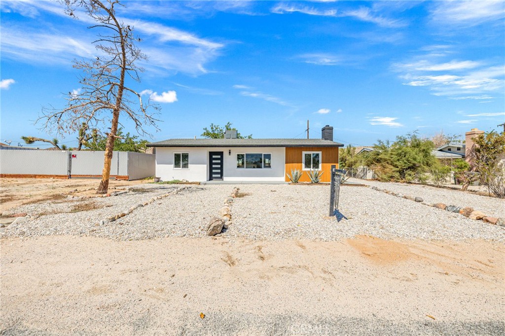 61730 Oleander Drive