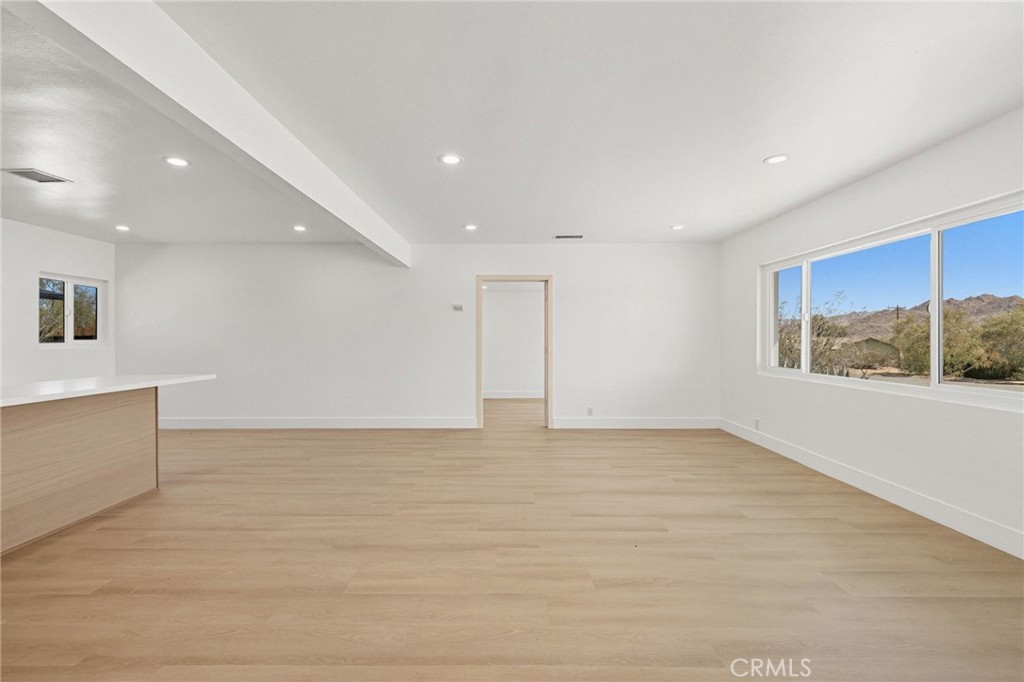 61730 Oleander Drive