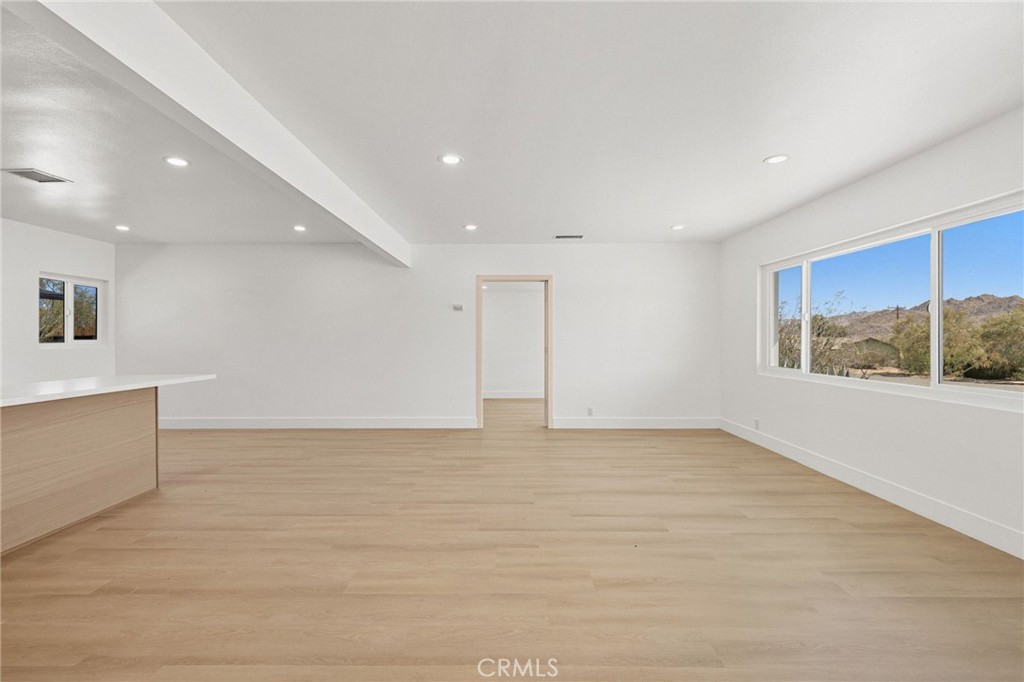 61730 Oleander Drive