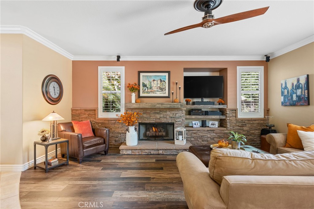 45250 Oakville Court