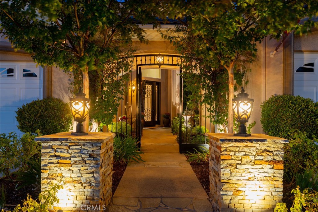 45250 Oakville Court