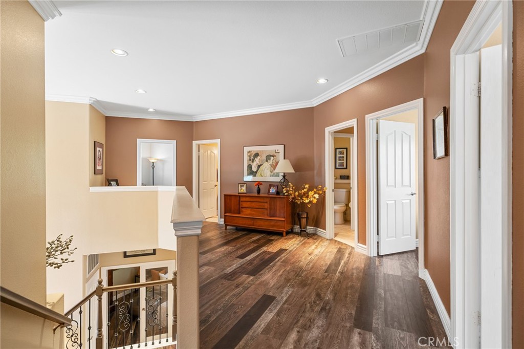 45250 Oakville Court